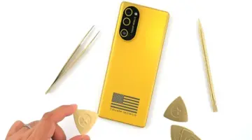 يُشتبه في أن هاتف ترامب موبايل T1 له نفس الأصل الصيني لهواتف HTC.